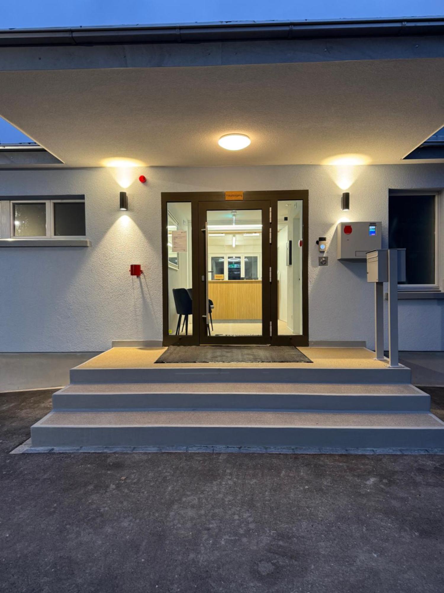 Business Hotel Riverside Duggingen Exterior photo
